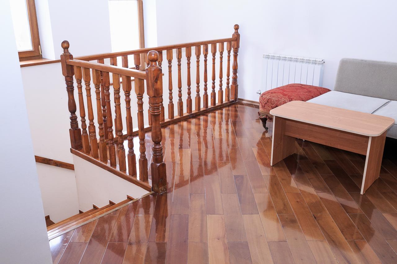 "European" Backpackers Hostel In Almaty Esterno foto
