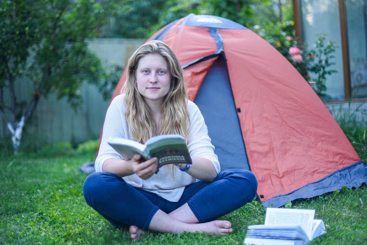 "European" Backpackers Hostel In Almaty Esterno foto